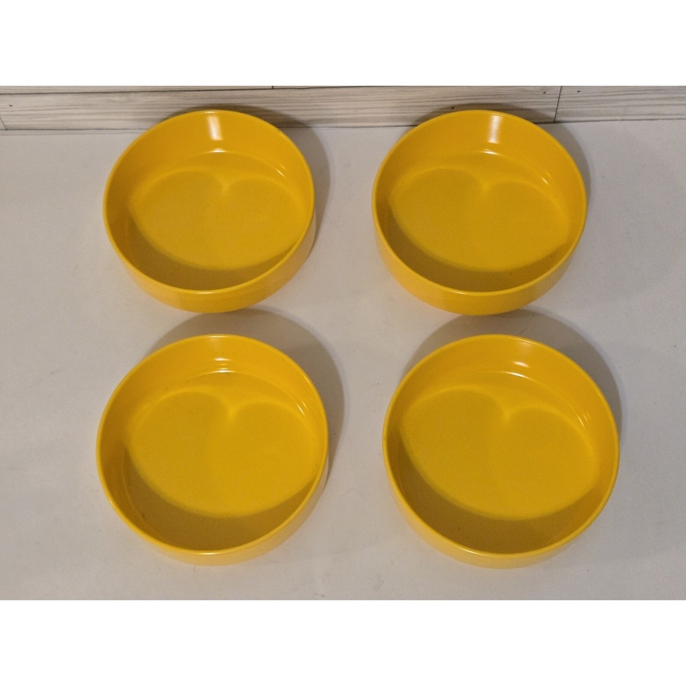 (4) INGRID Ltd of Chicago Bowls Yellow Melamine 5 1/2" Stackable VTG MCM USA